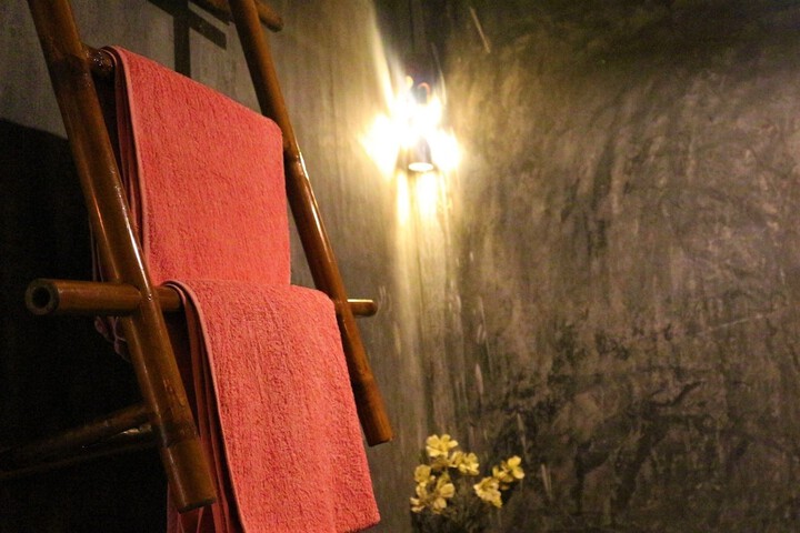 Room amenity