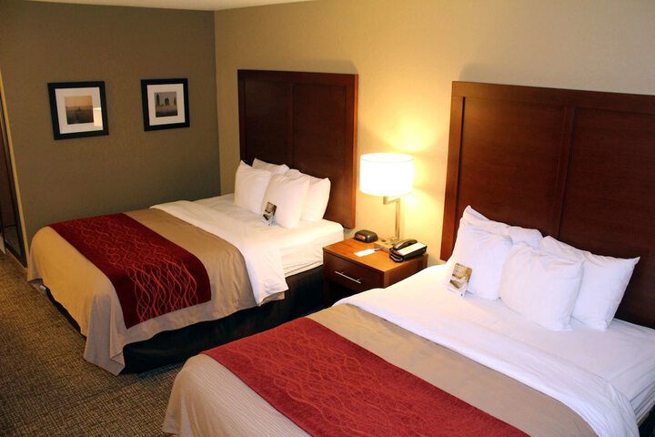 Room 4 of 36