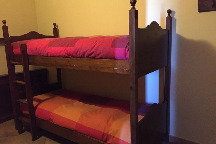 Room 26 of 62