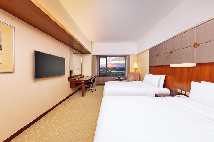 Room 28 of 85