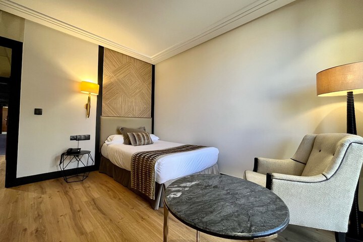 Room 56 of 138