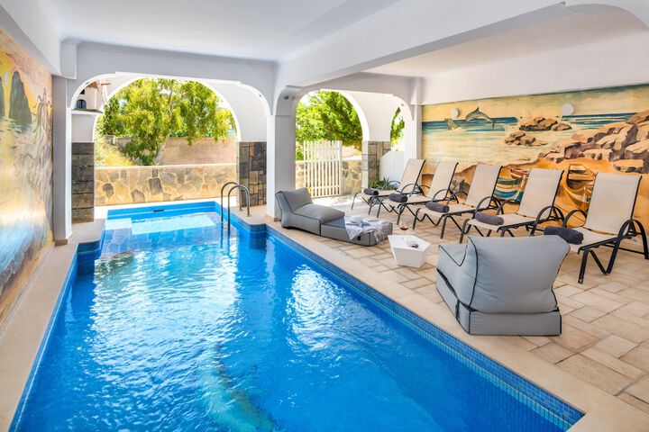 Pool 38 of 44