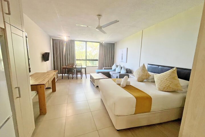 Room 32 of 181