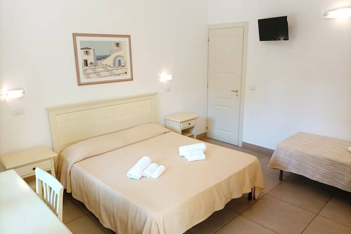 Room 36 van 79