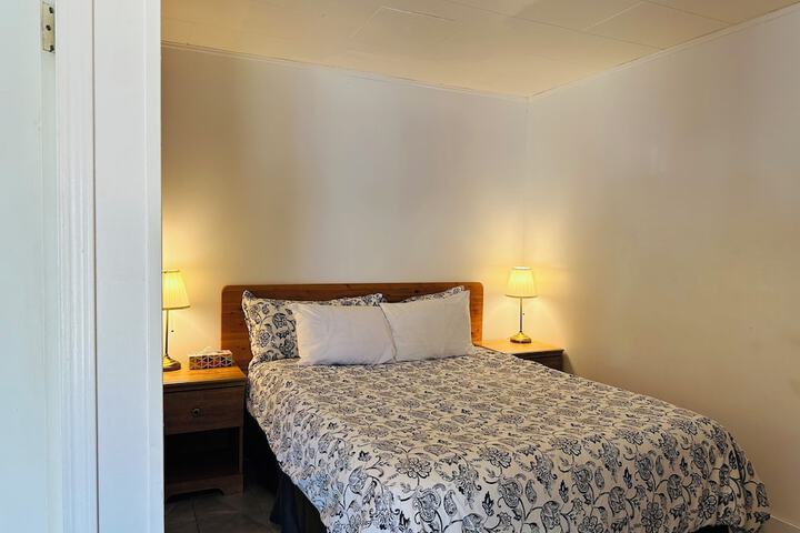Room 21 of 29