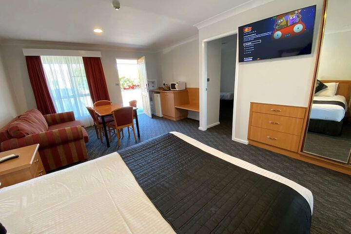 Room 39 of 106