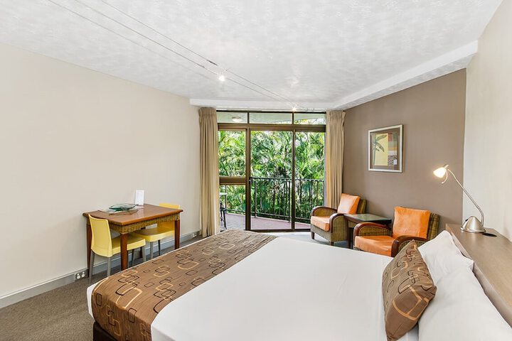 Room 8 of 31
