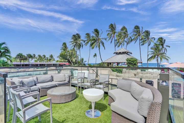 Sundeck 657 of 723