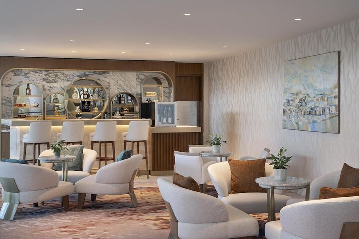 Lounge 179 of 231