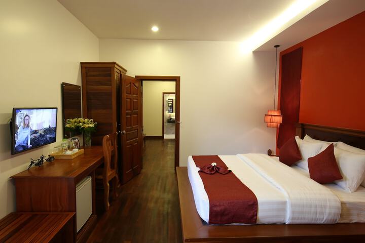 Room 8 of 73