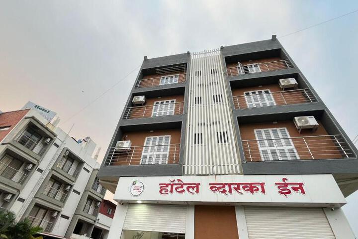 Hotel Dwarka Inn