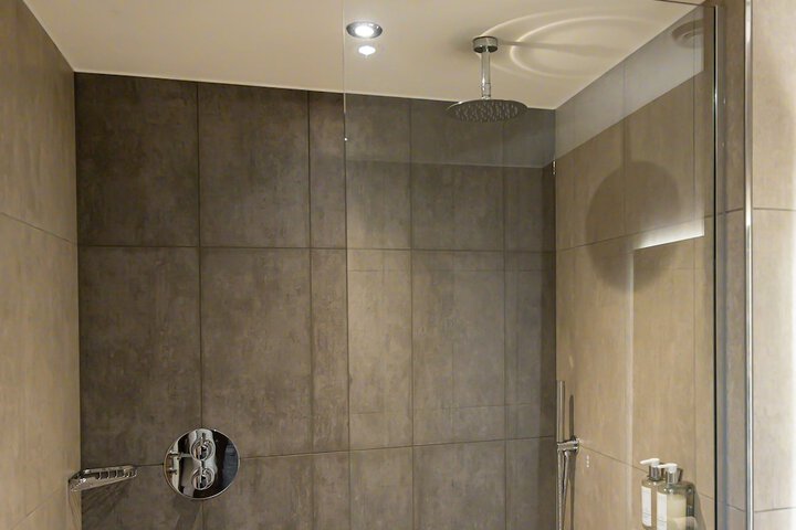Room 47 of 75