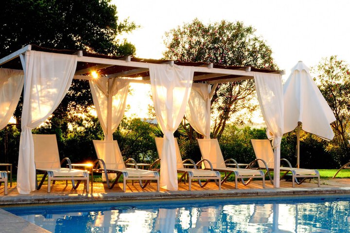 Pool Hotel