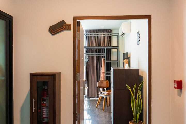 Room 17 of 125