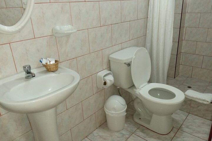 Room 11 of 12