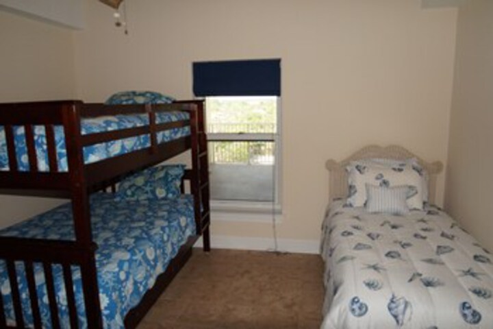 Room 25 of 26