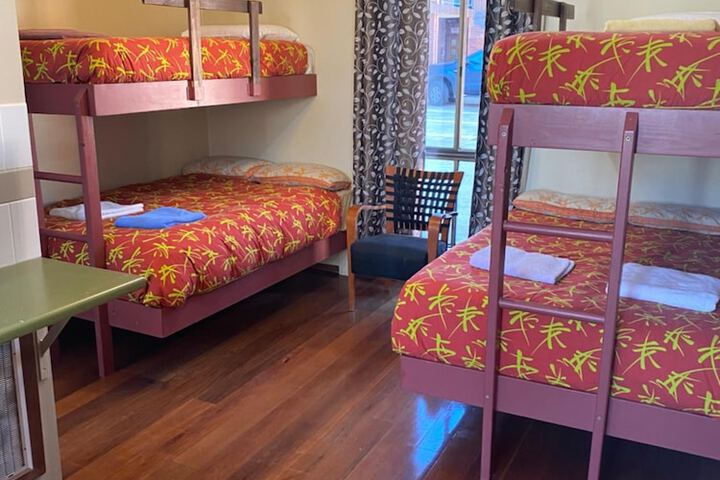 Room 16 of 42