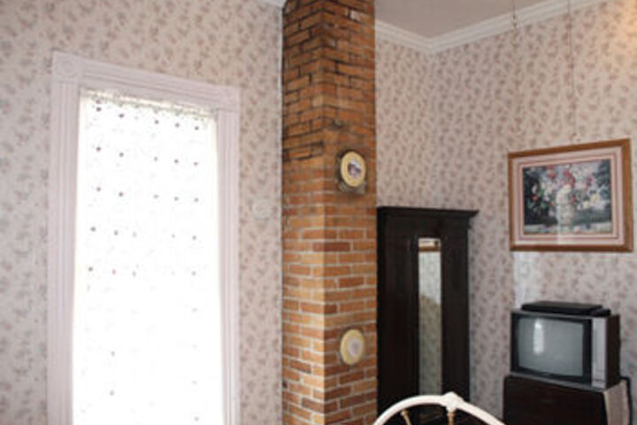 Room 58 of 68