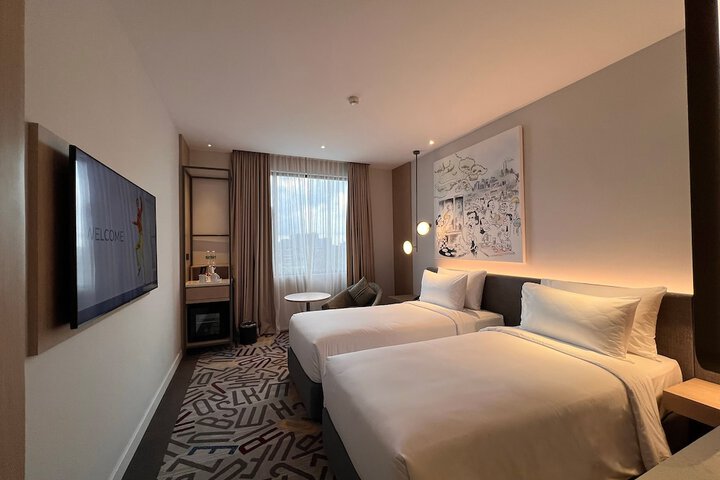 Room 11 of 53