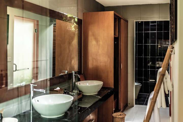 Clean Restrooms