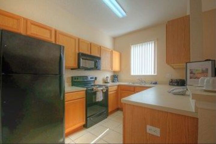 Room 12 of 20