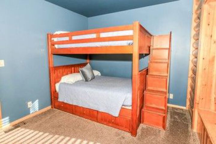 Room 43 of 112