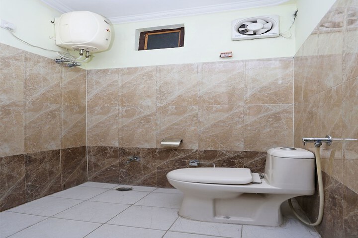 Room 12 of 13