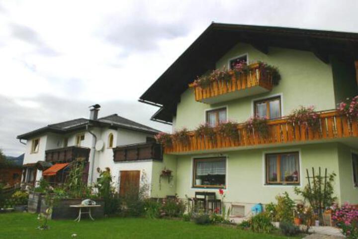 General 21 of 27