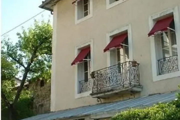 HTEL LE COQ HARDI
