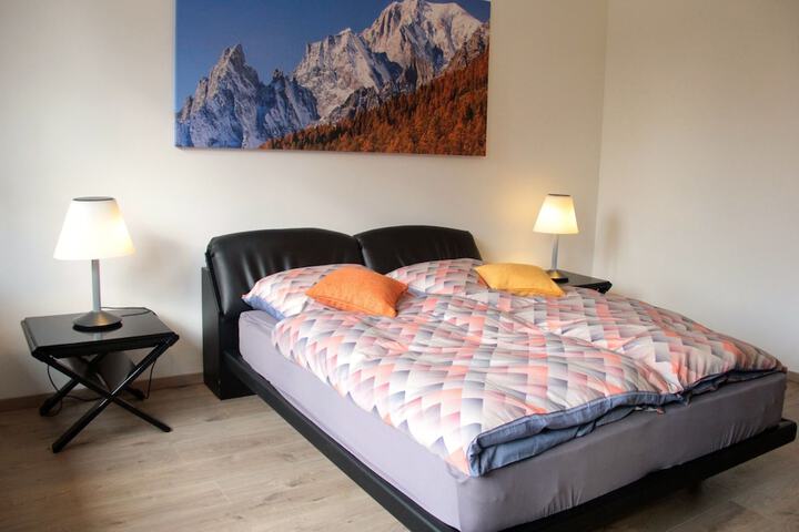 Room 7 of 20