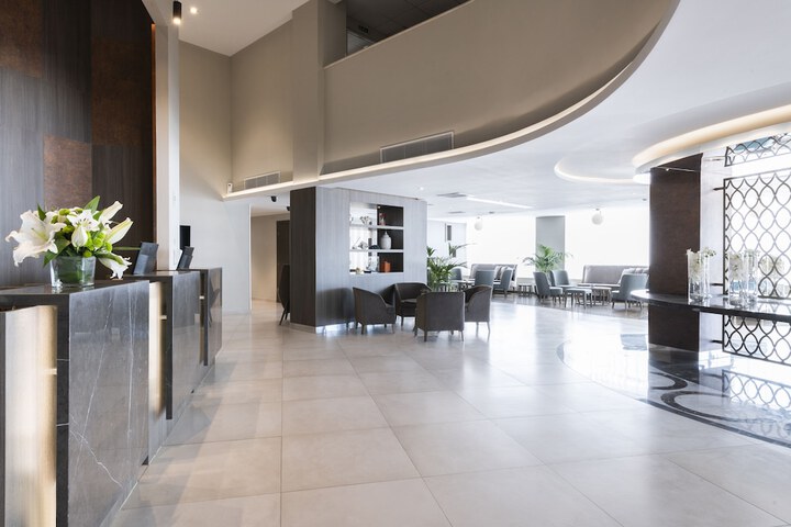 Guest Lobby