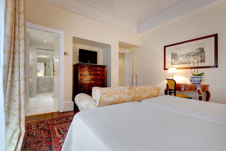 Room 43 of 150