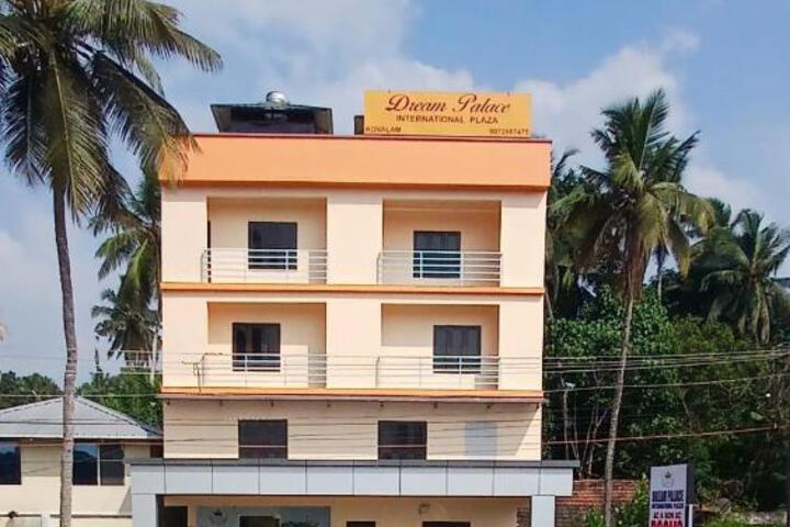 Royal Dream Palace International