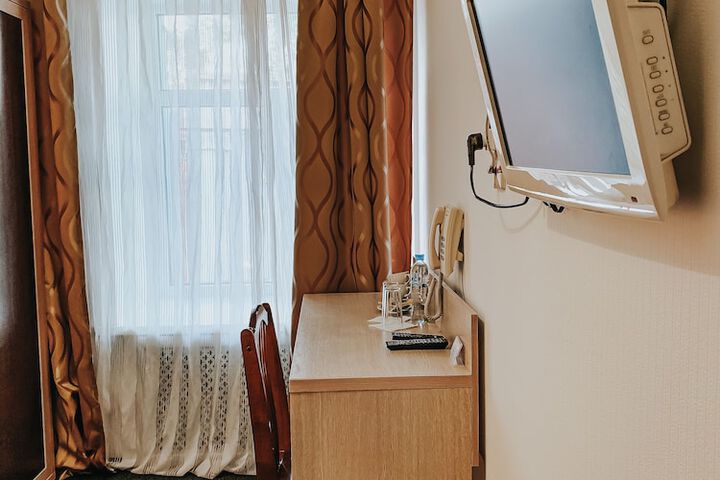 Room 29 of 77