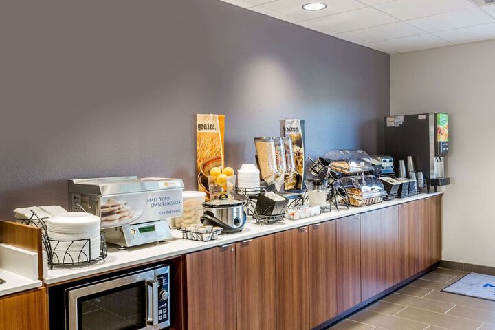 Breakfast/Coffee Service 14 of 16