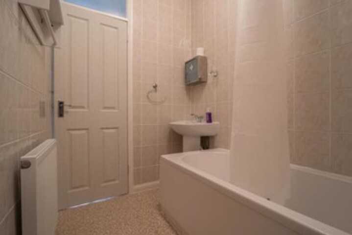Room 4 of 23