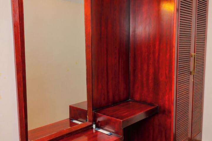 Room 57 of 138