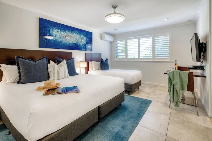 Room 10 of 190