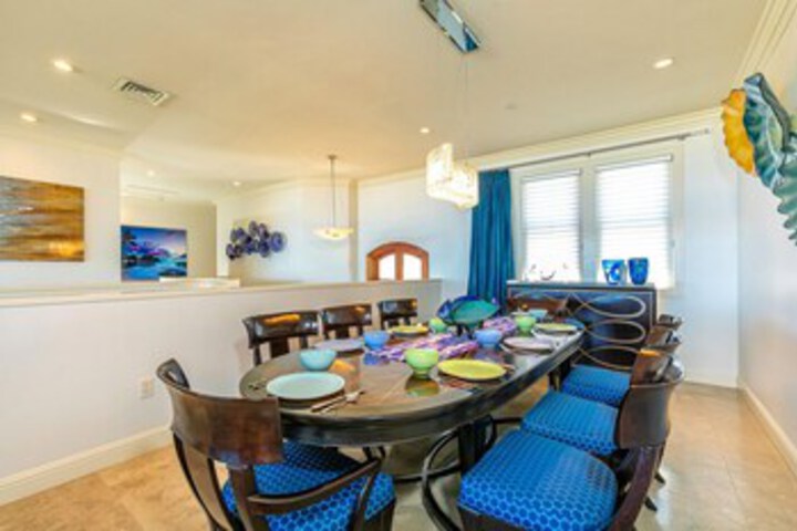 Dining 85 of 278