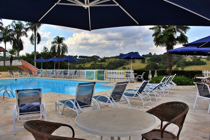 Pool 23 of 43