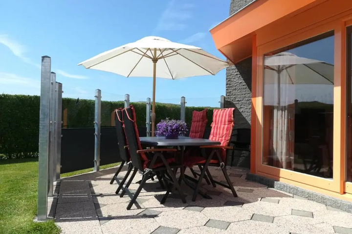 Terrace/Patio 6 of 10