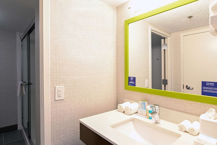 Bathroom shower