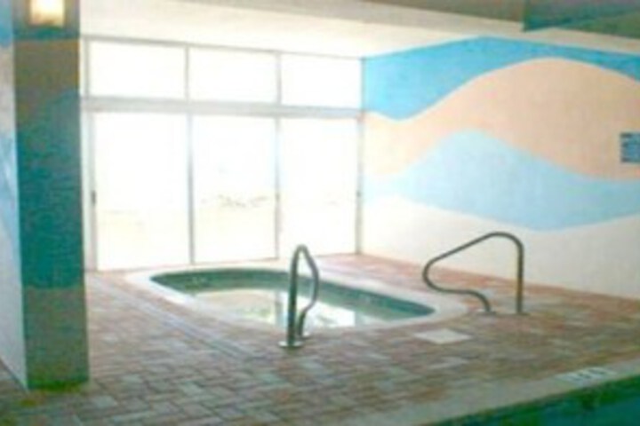 Pool 9 of 25