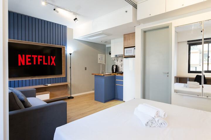 Room 2 of 28