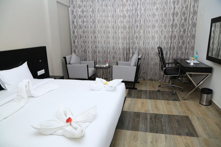 Room 15 of 49