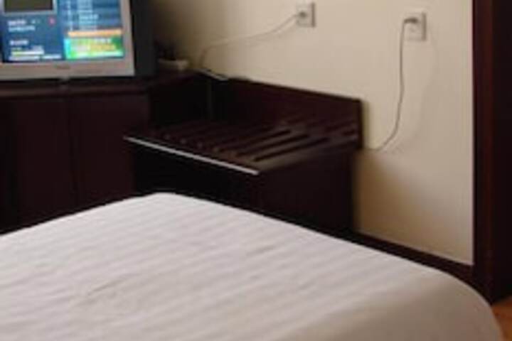 Xiling Business Hotel Qingdao