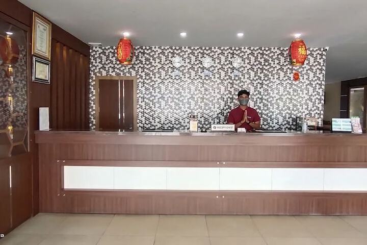 Hotel Interior 2 of 18