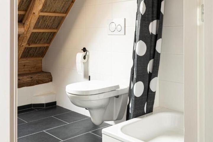 General 51 of 82