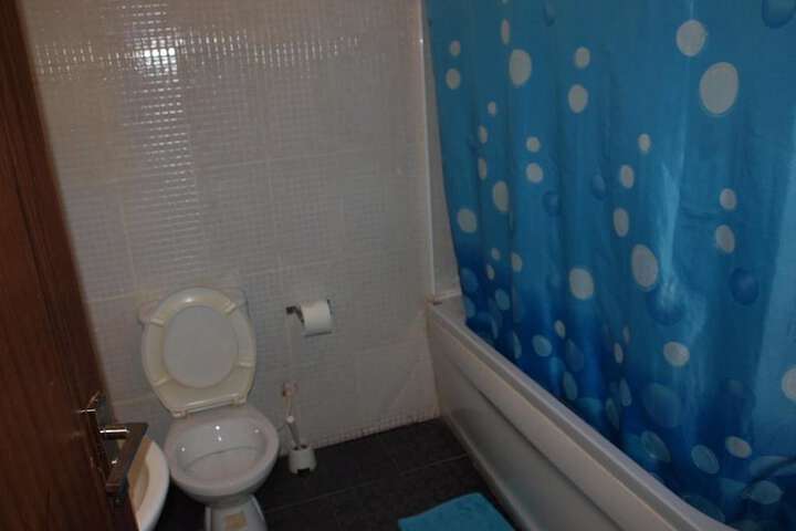 Room 16 of 29