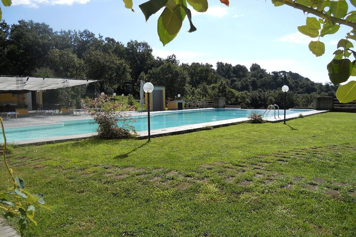 Hotel with Pool